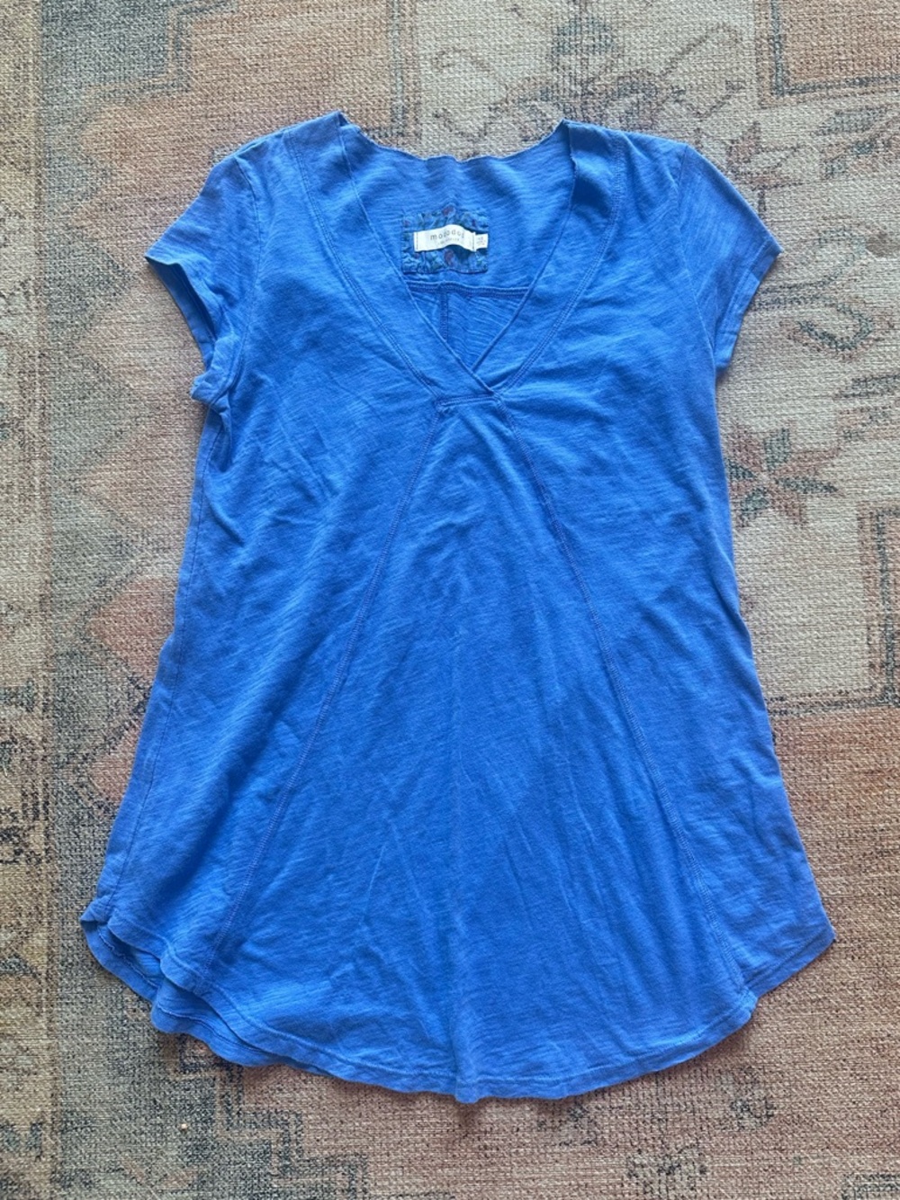 Mododoc Relaxed V-Neck Short Sleeve Tunic Top - Blue